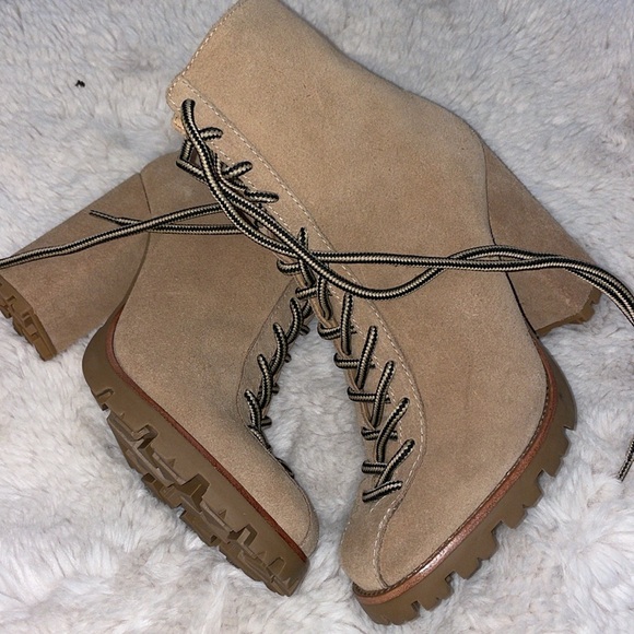 NEW Schutz Naina Suede Lace-Up Shearling Booties Boots 7.5 - Picture 9 of 9